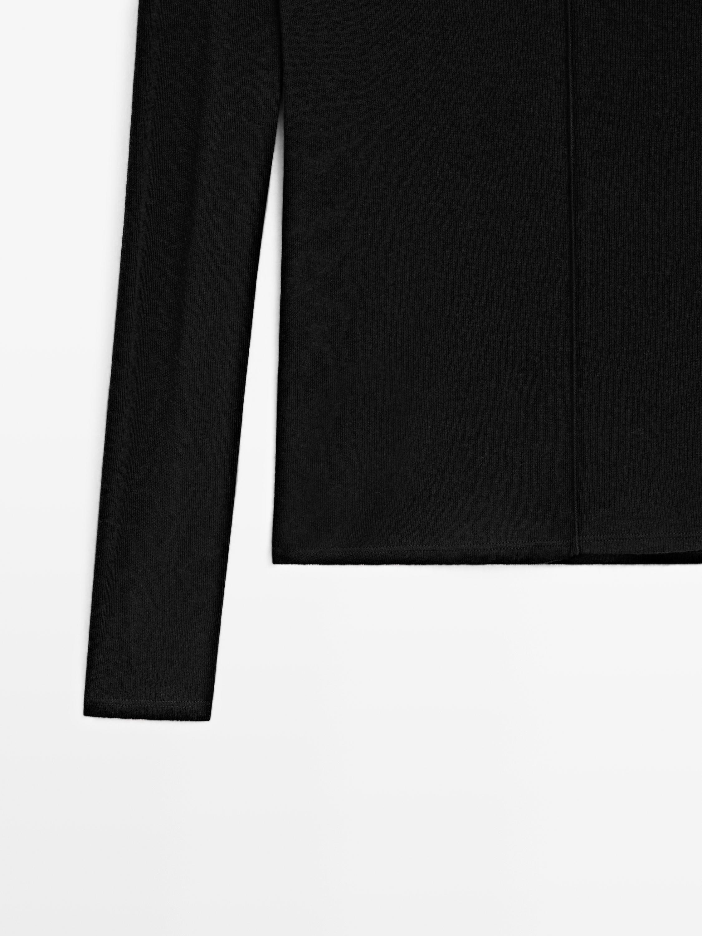 Long sleeve T-shirt with seam detail